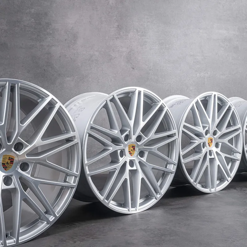 Porsche Cayenne RS Spyder Felgen Ankauf Original Mercedes AMG 19 Zoll Felgen C63 - Beispiel für AMG Felgen die wir ankaufen